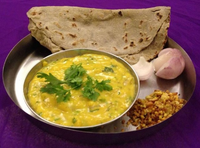 Pithla Bhakri